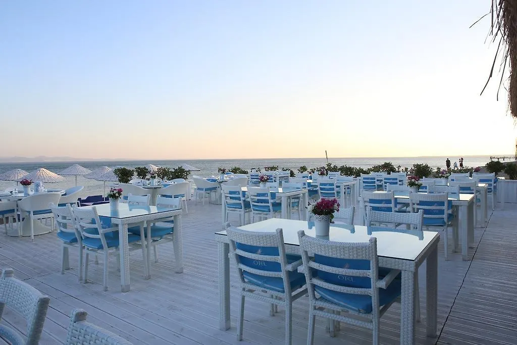 ****  Pembe Kosk Hotel Edremit  Turkey